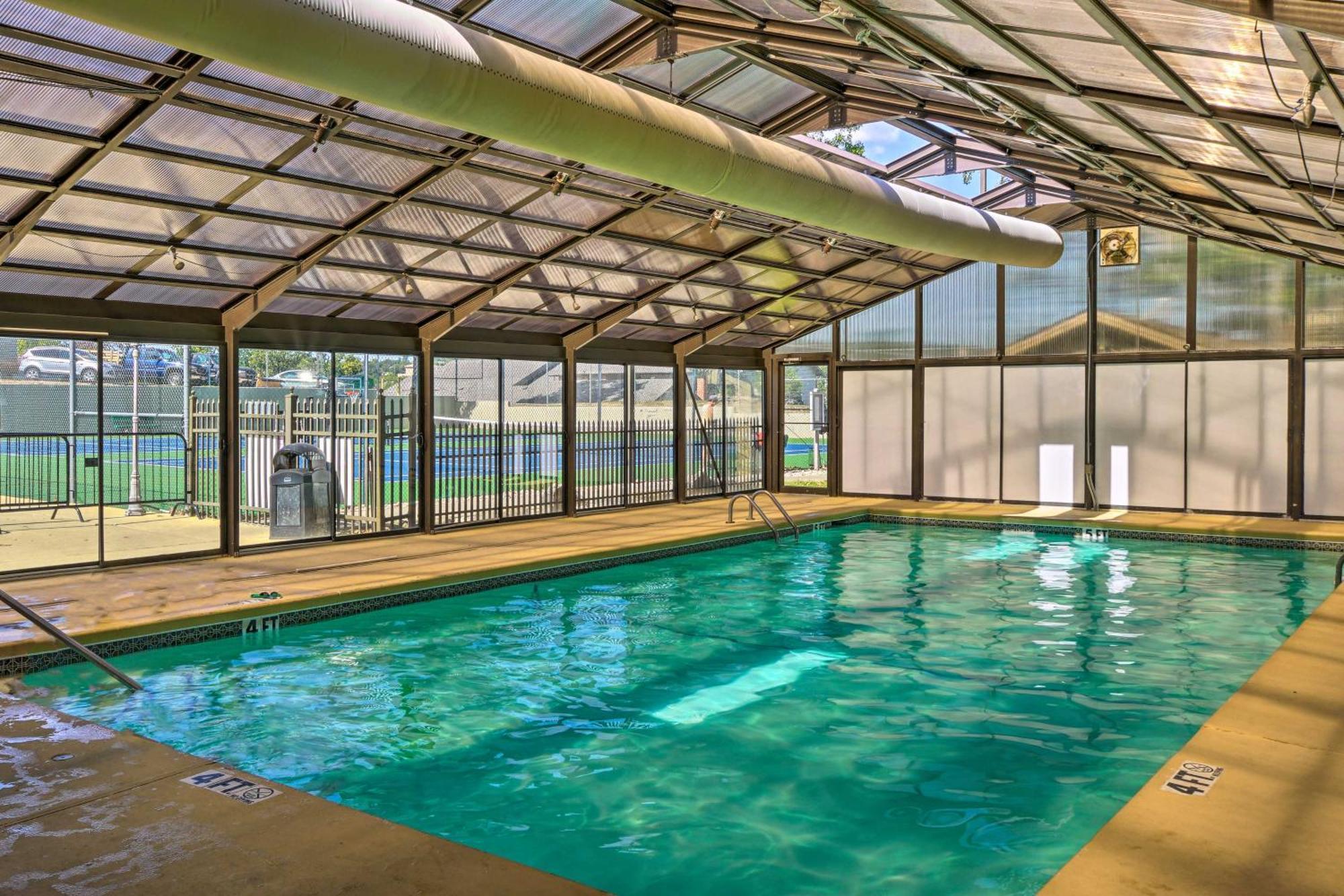 Branson Condo With On-Site Golf Course Access! Eksteriør billede